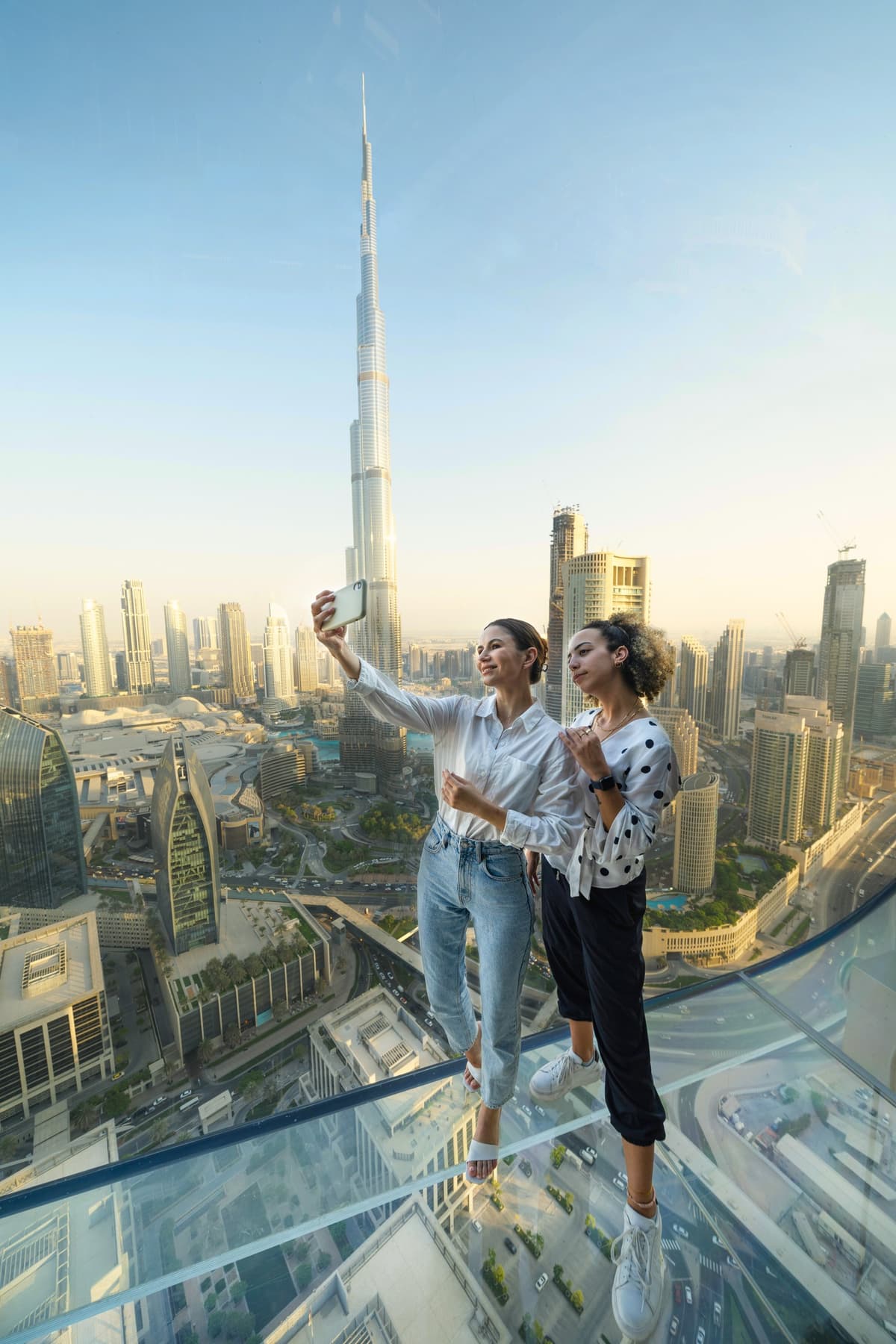 Burj Khalifa 148 floor + Sky View - clicktoguide