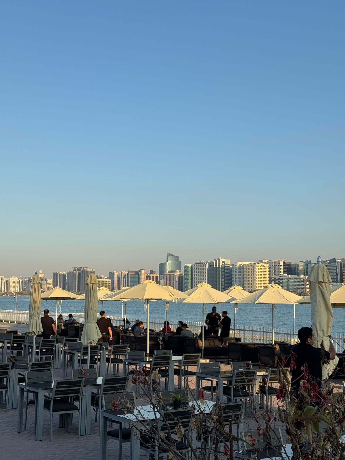 Bay View Restaurant and Cafe - clicktoguide