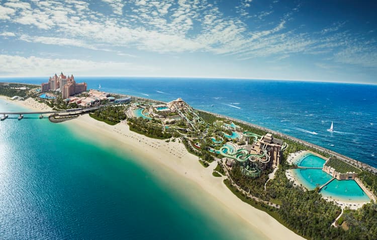 Atlantis Resort in Dubai, featuring Aquaventure Waterpark and a dolphin swimming experience.