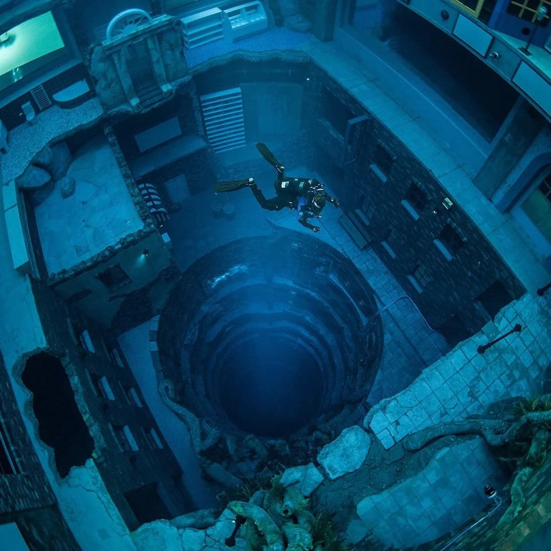 Deep Dive - Deep Diving