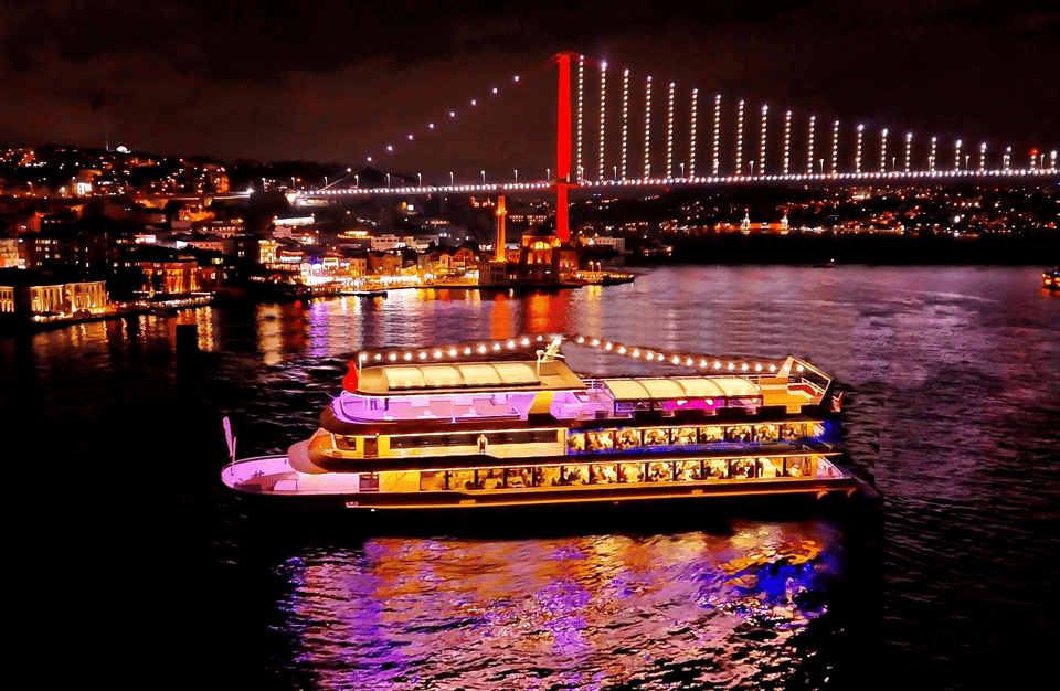 Bosphorus Dinner Cruise & Show - clicktoguide