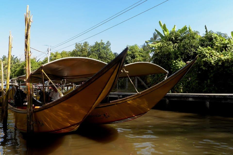 Damnoen Saduak Market and Maeklong Railway Market Tour