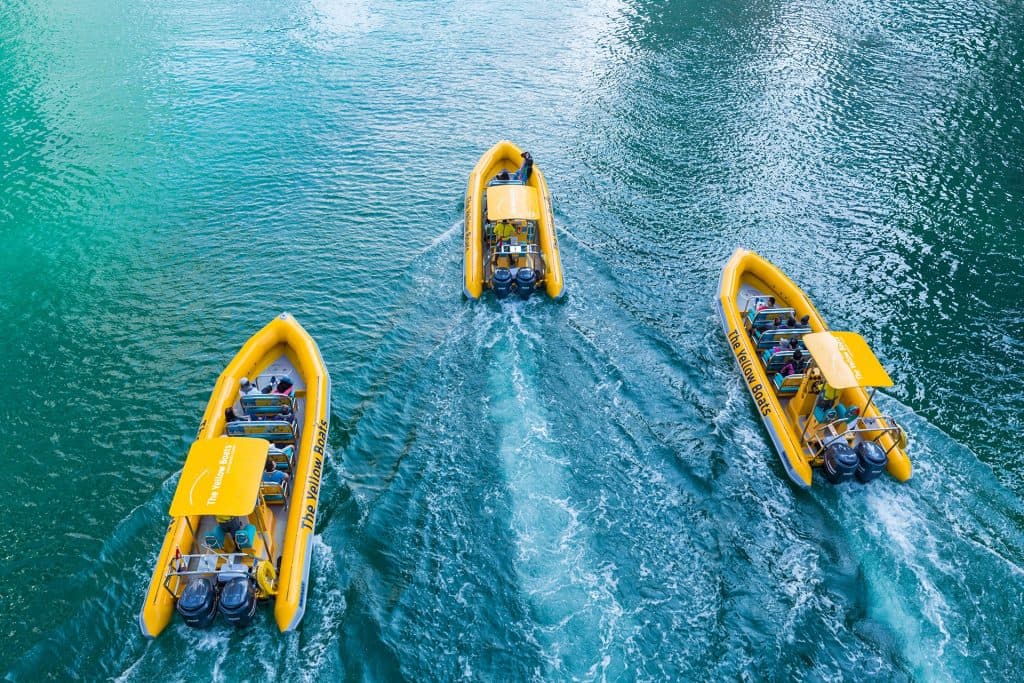 Yellow Boats Tour in Dubai - clicktoguide