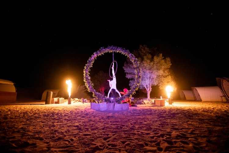 Platinum Desert Safari: Show