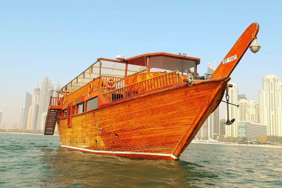 Al Mansour Dinner Cruise Front view